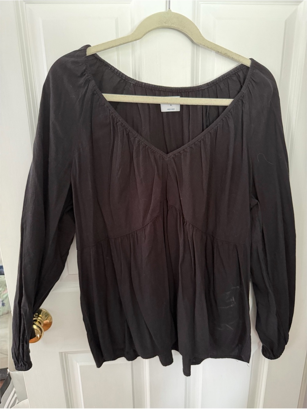 Old Navy Black V-Neck Peasant Blouse